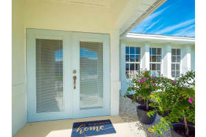 374 Michelangelo Dr, Osprey, FL 34229, Sold 01/18/22
