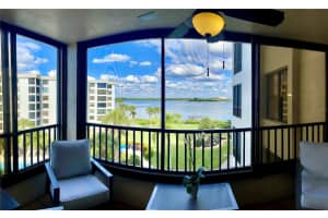 8735 Midnight Pass Rd, Sarasota, FL 34242, Sold 01/20/22