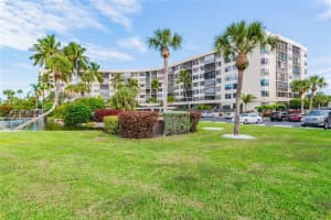 5855 Midnight Pass Rd, Siesta Key, FL 34242, Sold 05/03/22