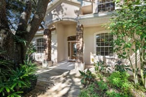 4929 Old Creek Dr, Sarasota, FL 34233, Sold 01/14/22