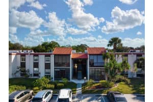 3277 S Beneva Rd, Sarasota, FL 34232, Sold 01/14/22