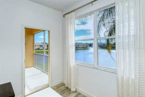 3450 Parkridge Cir, Sarasota, FL 34243, Sold 01/10/22