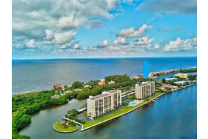 9393 Midnight Pass Rd, Sarasota, FL 34242, Sold 01/18/22