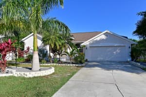 4307 Windsor Ln E, Bradenton, FL 34203, Sold 01/05/22