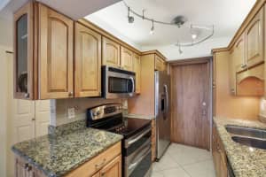3806 Gulf of Mexico Dr, Longboat Key, FL 34228, Sold 01/21/22