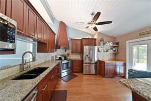 6006 Pine Meadow Way, Bradenton, FL 34202, Sold 02/14/22