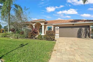 3601 72nd Ave E, Sarasota, FL 34243, Sold 12/30/21