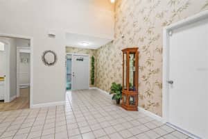 3980 Oakhurst Dr, Sarasota, FL 34233, Sold 01/07/22