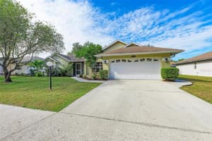 2743 Man-Of-War Cir, Sarasota, FL 34240, Sold 12/29/21