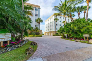 4708 Ocean Blvd, Siesta Key, FL 34242, Sold 12/30/21