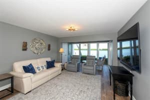 4420 Exeter Dr, Longboat Key, FL 34228, Sold 01/11/22