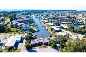 9403 Catalina Dr, Bradenton, FL 34210, Sold 03/02/22