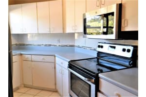 6602 38th Ave Cir W, Bradenton, FL 34209, Sold 01/14/22
