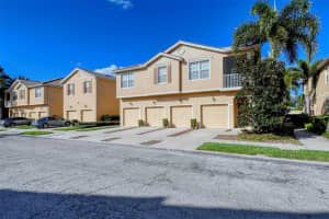 3469 Parkridge Cir, Sarasota, FL 34243, Sold 02/17/22