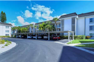 4410 Exeter Dr, Longboat Key, FL 34228, Sold 06/14/22