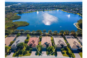 7922 Rio Bella Pl, University Park, FL 34201, Sold 01/11/22