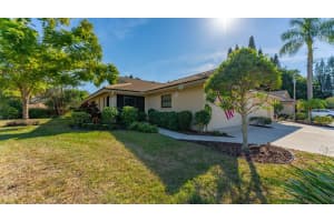 7175 Wood Creek Dr, Sarasota, FL 34231, Sold 01/31/22