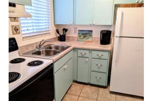 5893 Canal Dr, Bradenton, FL 34207, Sold 02/11/22