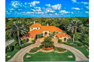 562 E Macewen Dr, Osprey, FL 34229, Sold 04/08/22