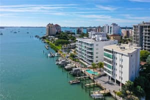 660 Golden Gate Point, Sarasota, FL 34236, Sold 04/07/22