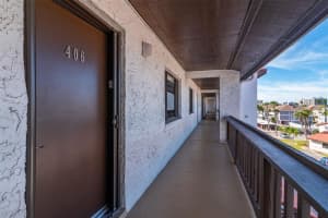 1624 Stickney Point Rd, Sarasota, FL 34231, Sold 02/25/22