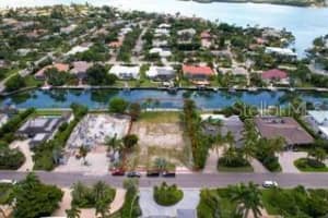 390 Bob White Dr, Sarasota, FL 34236, Sold 01/28/22