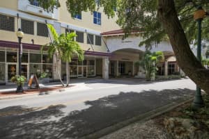 100 Central Ave, Sarasota, FL 34236, Sold 03/03/22