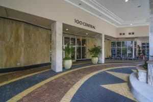 100 Central Ave, Sarasota, FL 34236, Sold 03/03/22