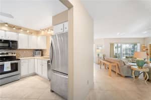 6101 34th St W, Bradenton, FL 34210, Sold 01/26/22