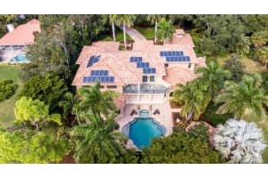 692 OAKS CREEK CT, OSPREY, FL 34229 Sold 01/18/23