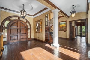 692 OAKS CREEK CT, OSPREY, FL 34229 Sold 01/18/23