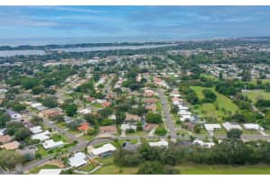 7425 Bounty Dr, Sarasota, FL 34231, Sold 01/20/22