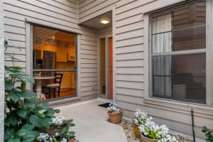 6000 Wilshire Blvd, Sarasota, FL 34238, Sold 03/15/22