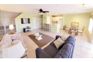 850 S Tamiami Trail, Sarasota, FL 34236, Sold 04/01/22