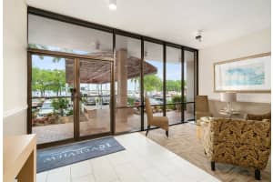 1400 W 1ST AVE W #701, BRADENTON, FL 34205 Sold 09/15/22