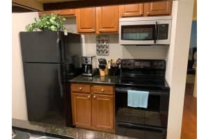 3728 59th Ave W, Bradenton, FL 34210, Sold 01/21/22