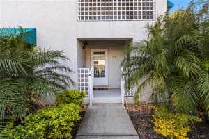 316 108th St W, Bradenton, FL 34209, Sold 02/17/22