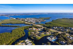 316 108th St W, Bradenton, FL 34209, Sold 02/17/22