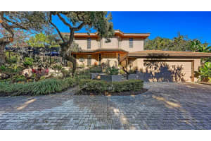 1201 Southport Dr, Siesta Key, FL 34242, Sold 02/28/22