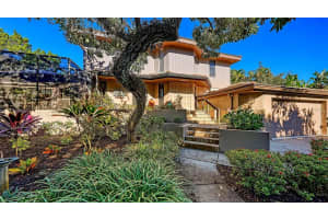 1201 Southport Dr, Siesta Key, FL 34242, Sold 02/28/22