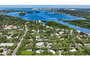 1201 Southport Dr, Siesta Key, FL 34242, Sold 02/28/22