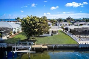 3716 Royal Palm Dr, Bradenton, FL 34210, Sold 02/18/22
