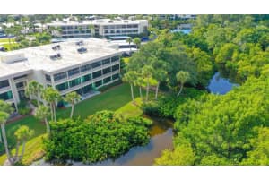 225 Hour Glass Way, Siesta Key, FL 34242, Sold 03/14/22