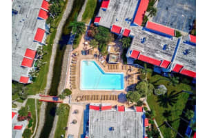 1801 Gulf Dr N, Bradenton Beach, FL 34217, Sold 02/14/22