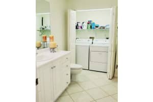 4422 Winston Ln S, Sarasota, FL 34235, Sold 02/14/22