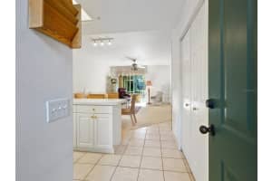 4250 Players Pl, Sarasota, FL 34238, Sold 02/28/22