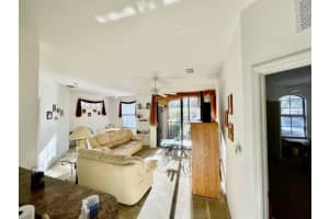 8351 38th St Cir E, Sarasota, FL 34243, Sold 02/28/22