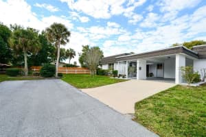 3824 Blue Stone Way, Sarasota, FL 34232, Sold 02/08/22