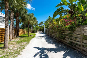 3708 SANDSPUR LANE, NOKOMIS, FL 34275 - MLS#MFRA4521650