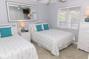 5912 Midnight Pass Rd, Siesta Key, FL 34242, Sold 02/15/22